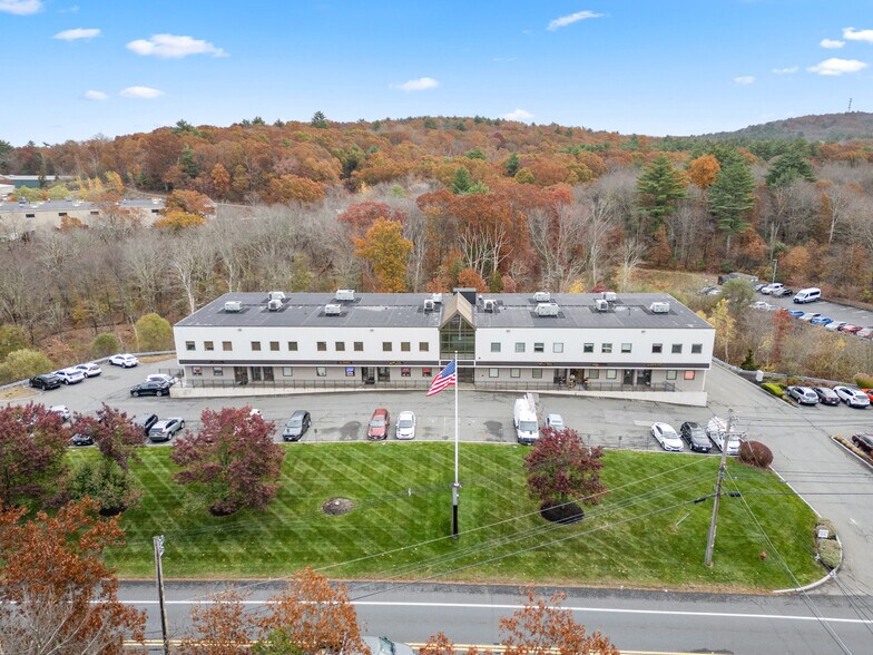 More Photos Of 319 Newburyport Tpke, Rowley Office For Sale