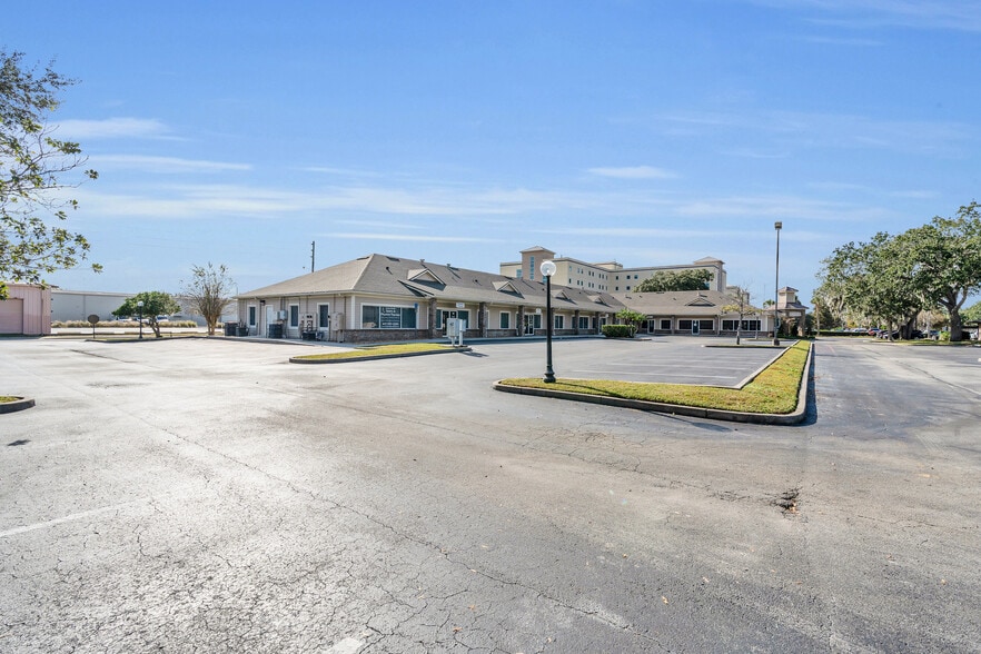 More Photos Of 901-911 N Central Ave, Kissimmee Medical For Sale