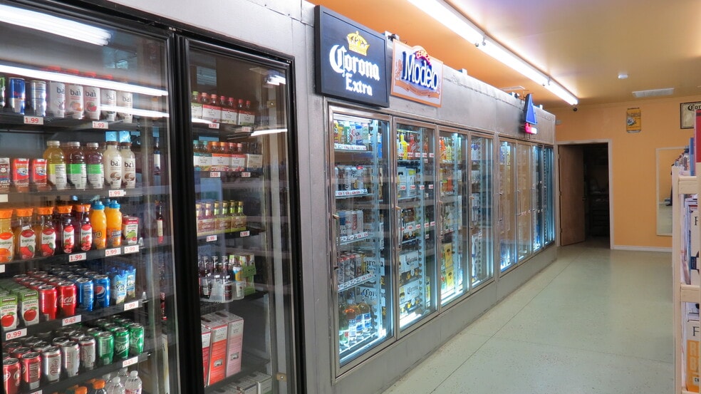 More Photos Of 7669 Confederate Park Rd, Fort Worth Light Manufacturing For Lease