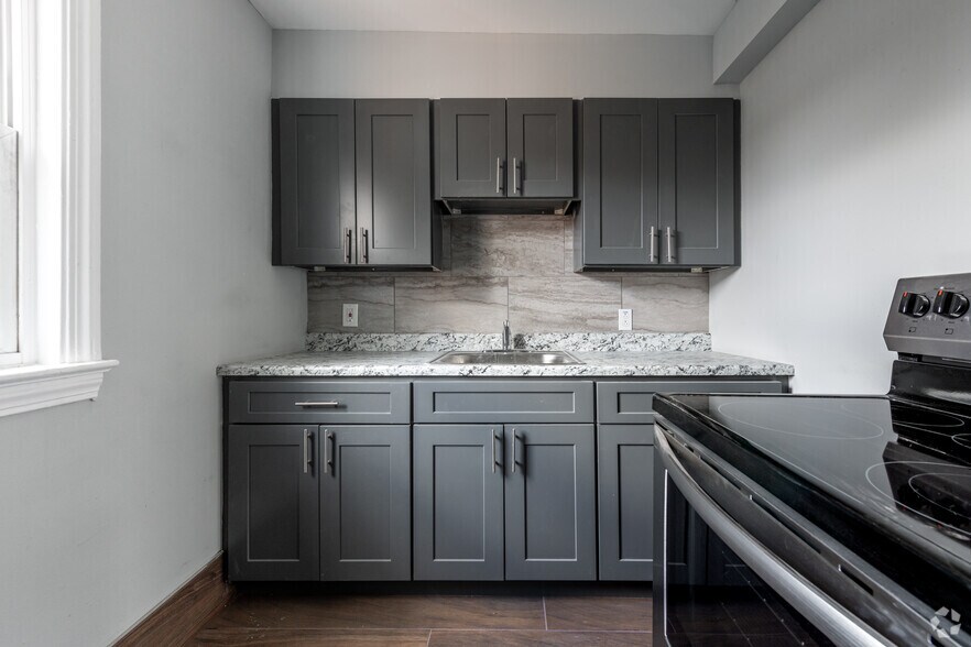 More Photos Of 1832-1864 Forest Hills Blvd, Cleveland Apartments For Sale