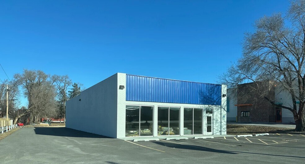 More Photos Of 1130 E Dundee Rd, Palatine Freestanding For Lease