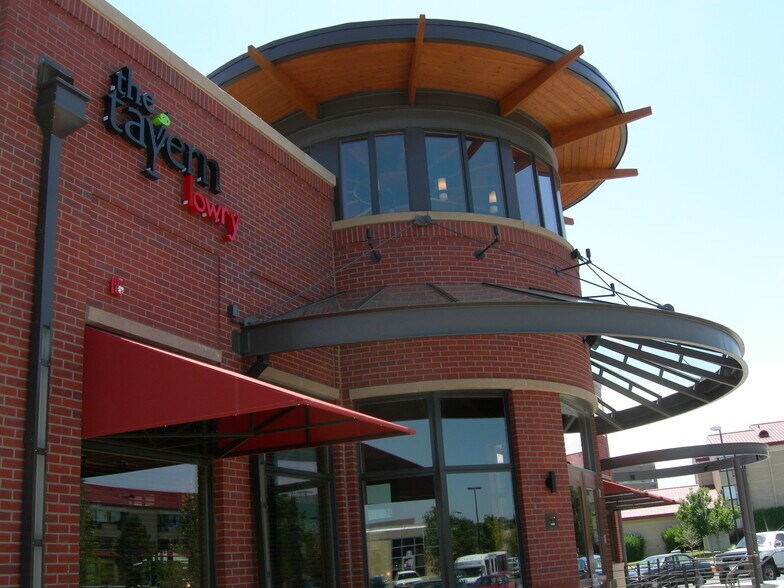 More Photos Of 7401 E 1st Ave, Denver Bar For Sale