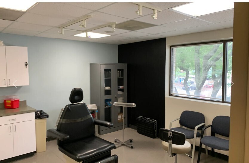 More Photos Of 703 Giddings Ave, Annapolis Medical For Sale