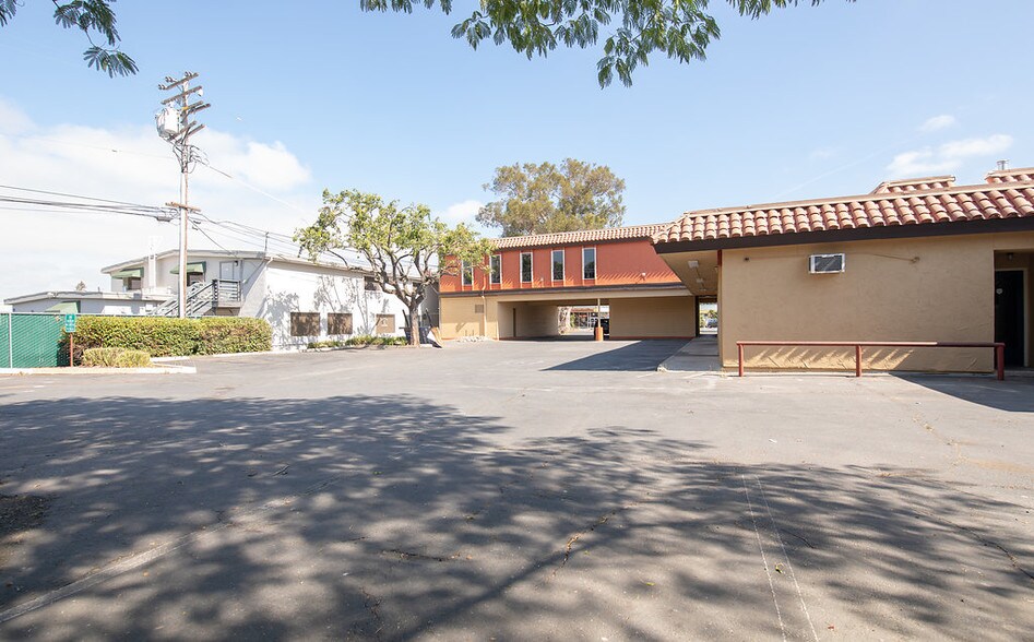 More Photos Of 3500 Clayton Rd, Concord Office For Lease