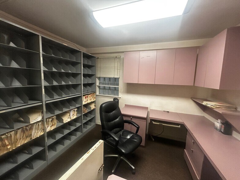 More Photos Of 8314 4th Ave, Brooklyn Office Residential For Lease
