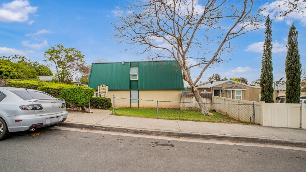 More Photos Of 7425 Waite Dr, La Mesa Apartments For Sale