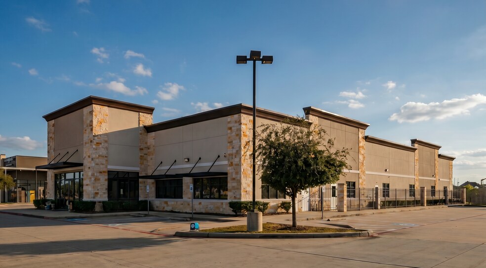 Primary Photo Of 12152 Shadow Creek Pky, Pearland Freestanding For Sale
