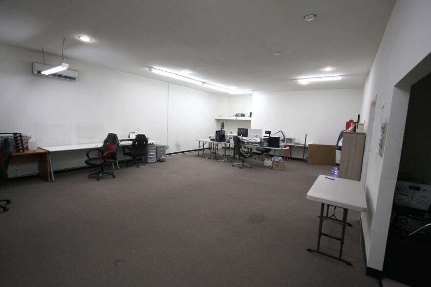 More Photos Of 1700 S Central Ave, Los Angeles Industrial For Lease