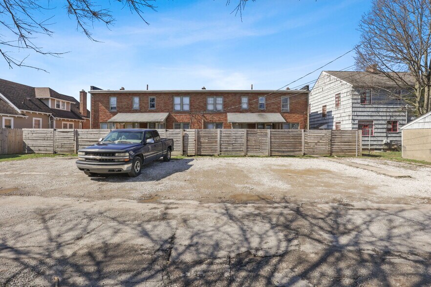 More Photos Of 644-650 S Hague Ave, Columbus Multifamily For Sale