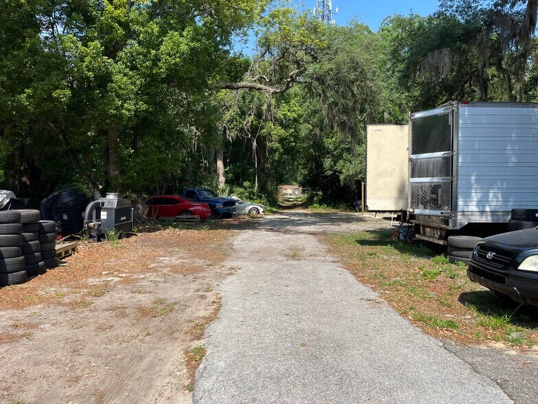 More Photos Of 6076 N Orange Blossom Trl, Mount Dora Auto Repair For Sale