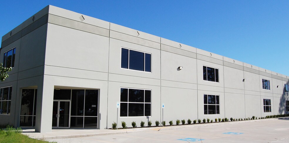 More Photos Of 4553 Aldine Bender Rd, Houston Warehouse For Sale