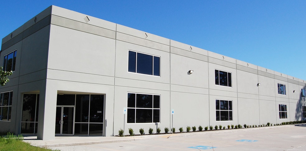 More Photos Of 4553 Aldine Bender Rd, Houston Warehouse For Lease