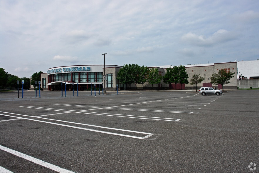 More Photos Of ,  General Retail For Sale