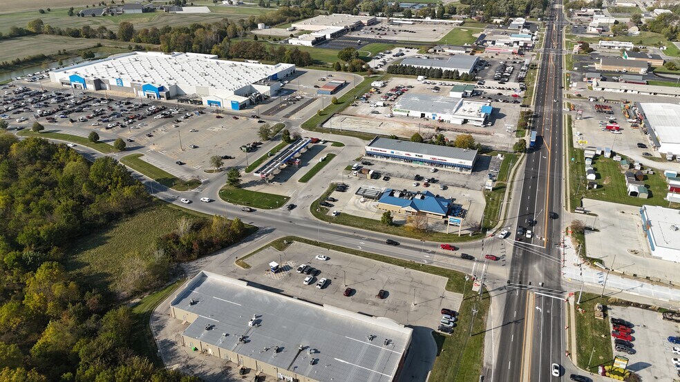 More Photos Of 1899 S US Highway 31, Crawfordsville Unknown For Lease