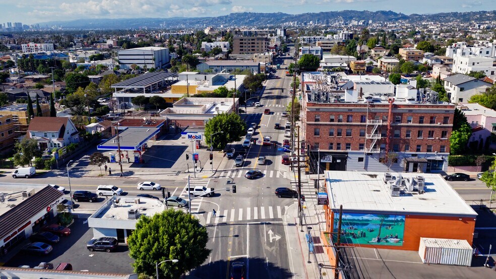 Primary Photo Of 200 N Rampart Blvd, Los Angeles Apartments For Sale