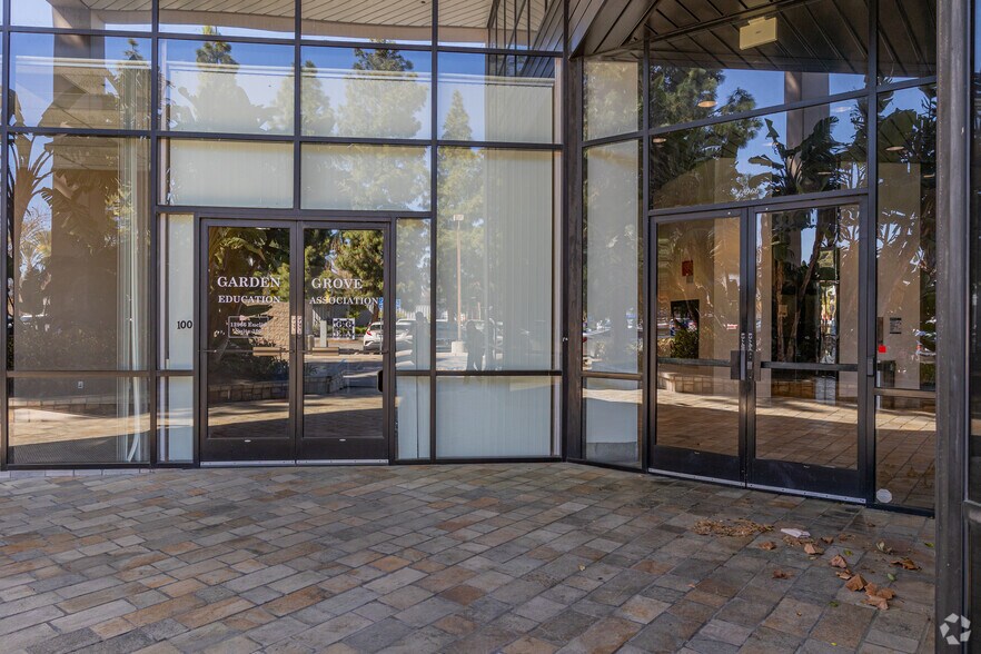 More Photos Of 12966 Euclid St, Garden Grove Office For Lease