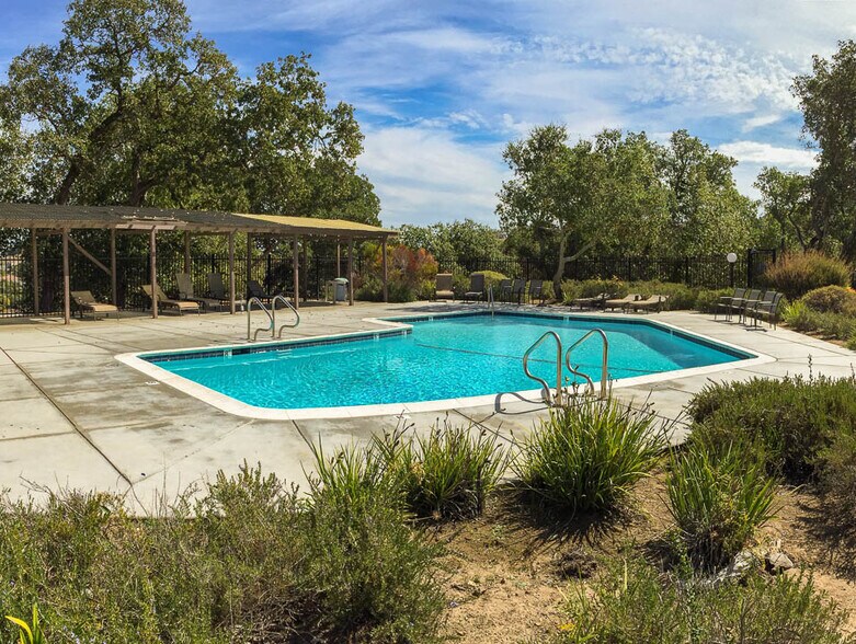 More Photos Of 17 Clay Ct, Novato Apartments For Sale