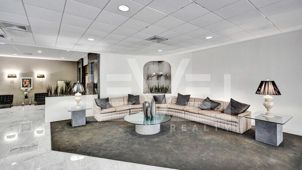 More Photos Of 3015 N Ocean Blvd, Fort Lauderdale Apartments For Sale