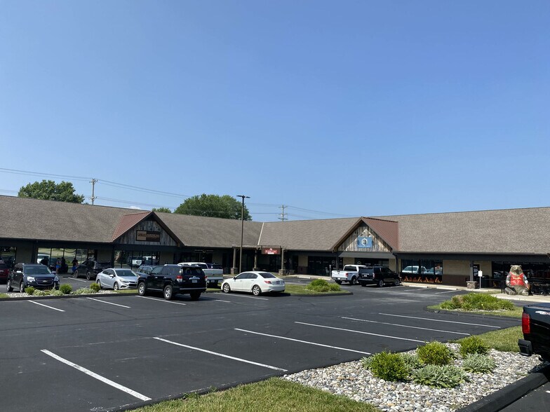 More Photos Of 1730 E Republic Rd, Springfield Unknown For Lease