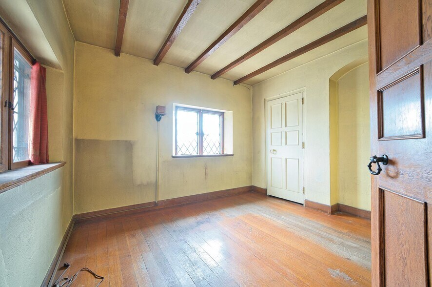 More Photos Of 1989 W Grand Blvd, Detroit Office Residential For Sale