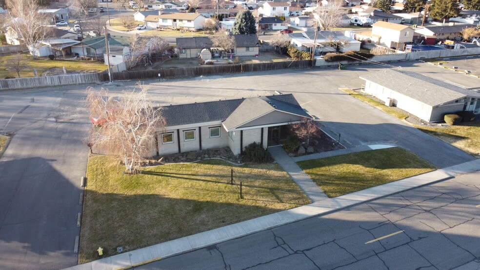 More Photos Of 2427 W Falls Ave, Kennewick Medical For Lease