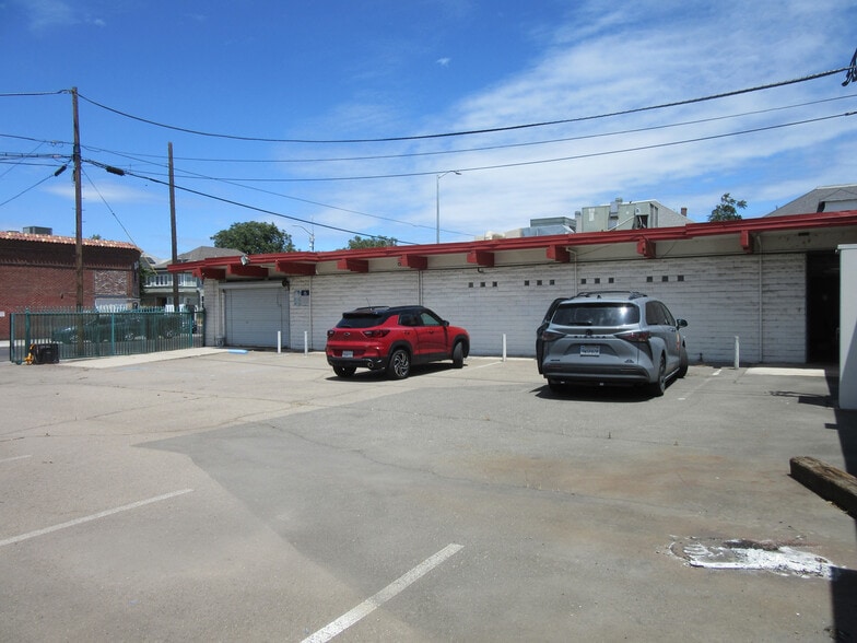 More Photos Of 238 E Church St, Stockton Office For Sale