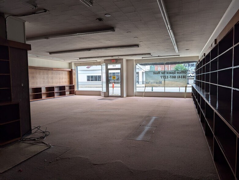 More Photos Of 882-906 Park Ave, Meadville Storefront Retail Office For Lease
