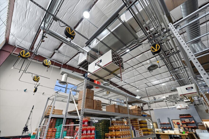 More Photos Of 13400 Immanuel Rd, Pflugerville Office For Sale