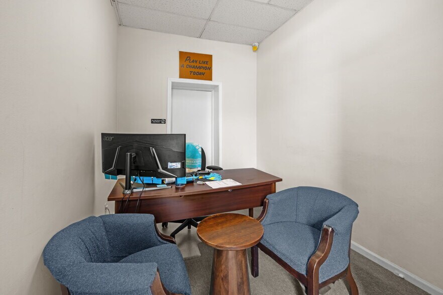 More Photos Of 6431-6433 N California Ave, Chicago Apartments For Sale