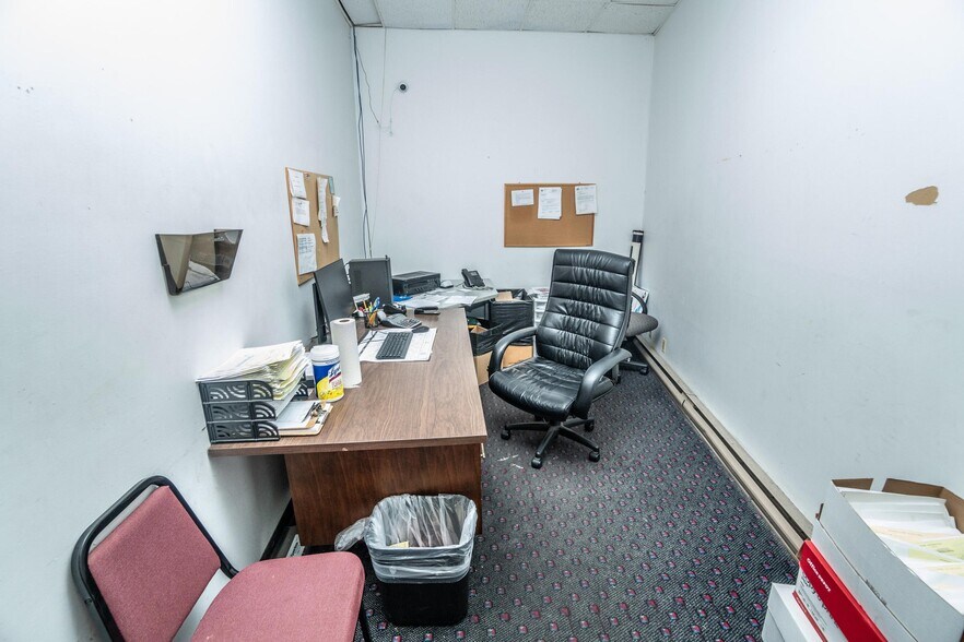 More Photos Of 1361 Grand Ave, Hartford Movie Theatre For Sale