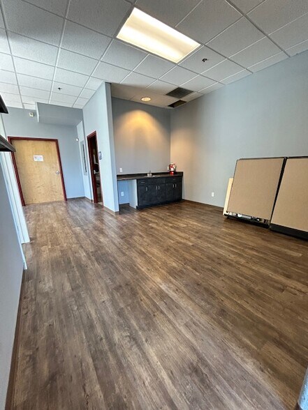 More Photos Of 4470 Yankee Hill Rd, Rocklin Flex For Lease