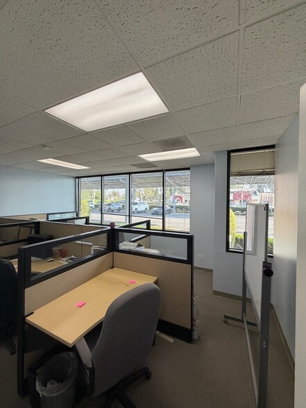 More Photos Of 23832 Rockfield Blvd, Lake Forest Medical For Sale