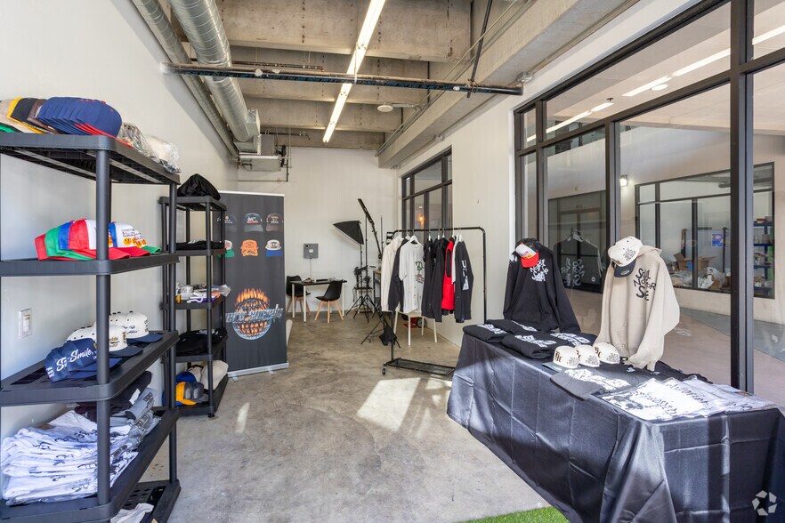 More Photos Of 334 S Main St, Los Angeles Apartments For Lease