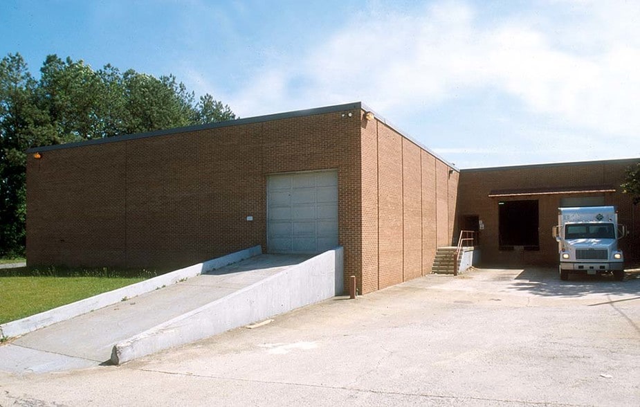 More Photos Of 3605 Presidential Pky, Doraville Warehouse For Lease