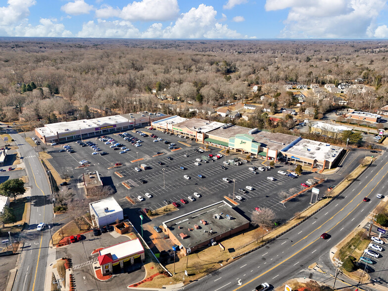 Primary Photo Of 2808-2894 Reynolda Rd, Winston-Salem Storefront For Lease