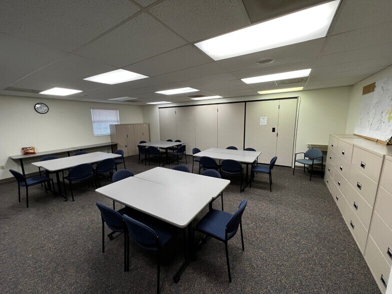 More Photos Of 110 Youngstown Rd, Lemont Furnace Medical For Sale