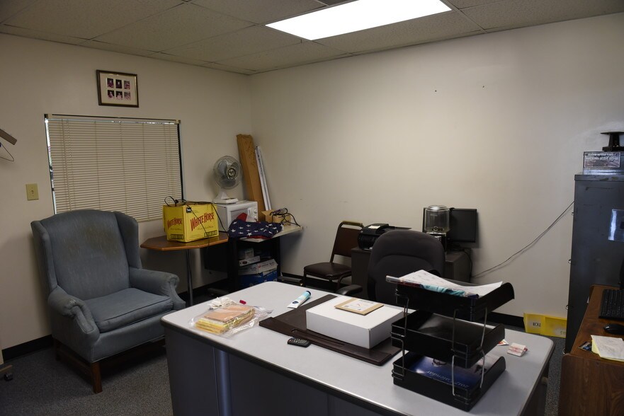 More Photos Of 3208 N Ohenry Blvd, Greensboro Health Club For Sale