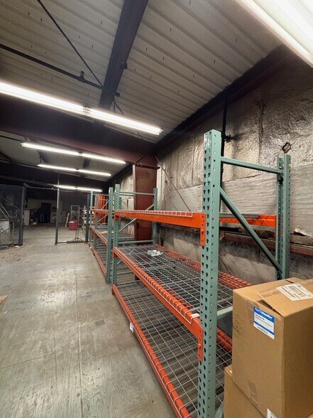 More Photos Of 123 American Ave, Lansing Warehouse For Sale