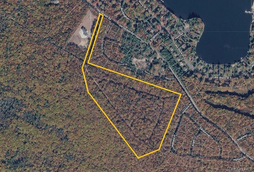 More Photos Of TBD Old Sackett Lake Rd, Rock Hill Land For Sale