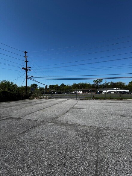 More Photos Of 4214 North Point Blvd SE, Dundalk Warehouse For Lease