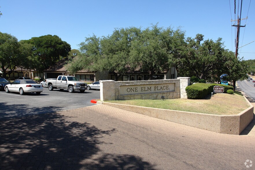 More Photos Of 11107 Wurzbach Rd, San Antonio Coworking Space