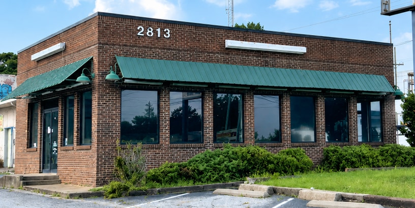 Primary Photo Of 2813 Wade Hampton Blvd, Taylors Storefront Retail Office For Sale