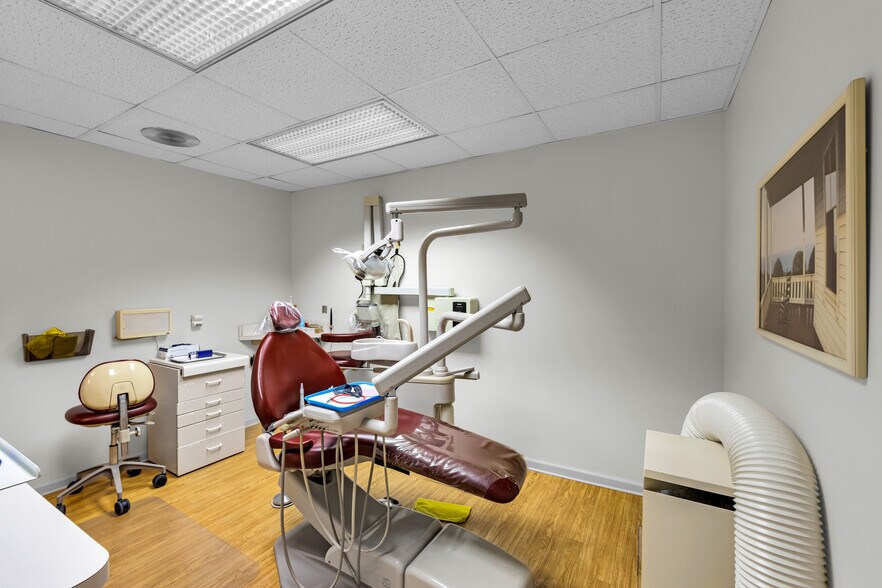 More Photos Of 1810 Washington Blvd, Easton Office Residential For Sale