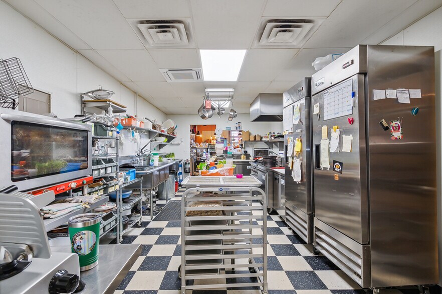 More Photos Of 103 Main St N, Aurora Restaurant For Sale