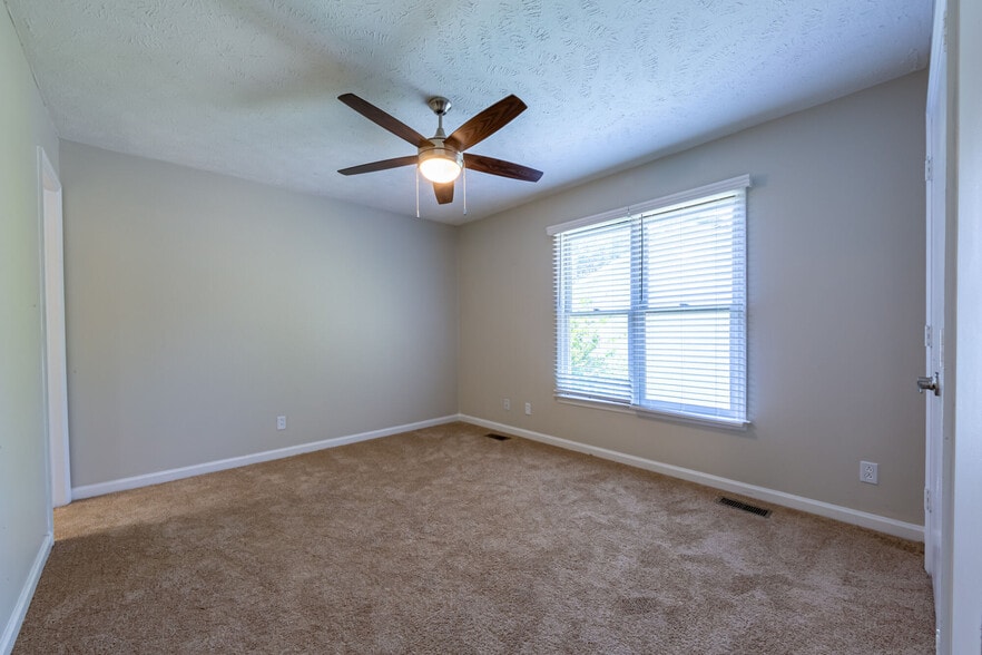 More Photos Of 5217-5336 Tern Pl, Fayetteville Apartments For Sale