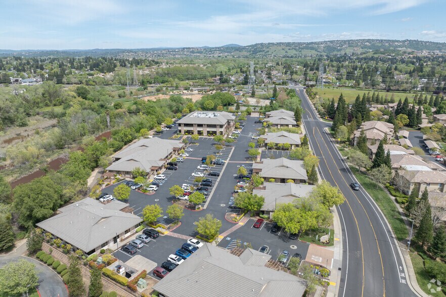 More Photos Of 1737 Creekside Dr, Folsom Medical For Lease