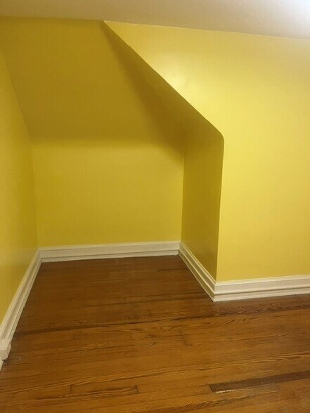 More Photos Of 2305 Elsinore Ave, Baltimore Congregate Senior Housing For Lease