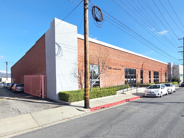 More Photos Of 2420-2424 Ontario St, Burbank Warehouse For Lease