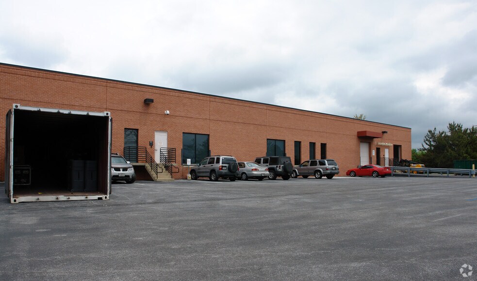 More Photos Of 12920 Cloverleaf Ctr Dr, Germantown Flex For Lease