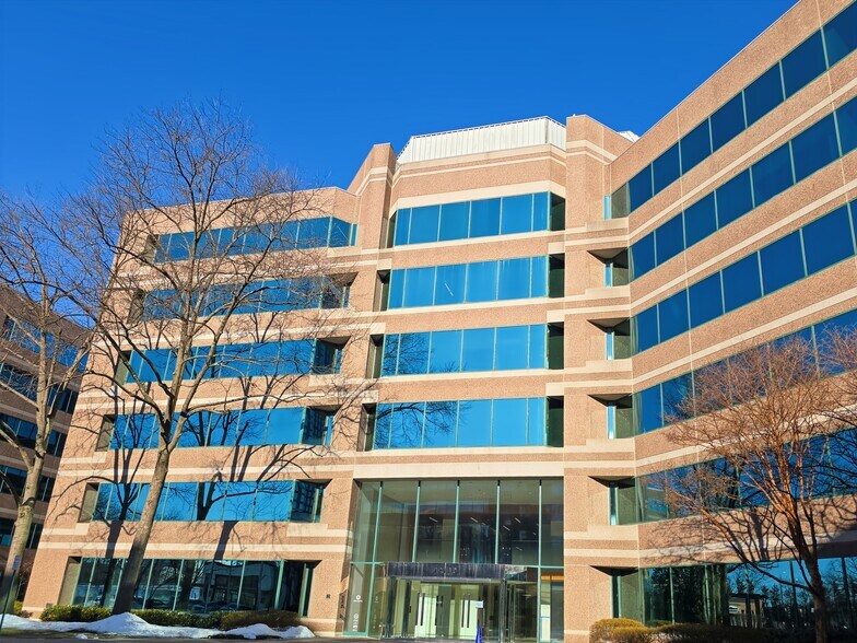 More Photos Of 12110 Sunset Hills Rd, Reston Coworking Space